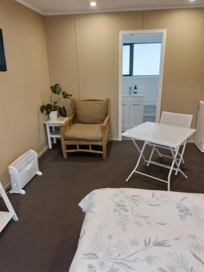 Best Budget Bed And Ensuite - Private Access Close To Beach Waihi Buitenkant foto