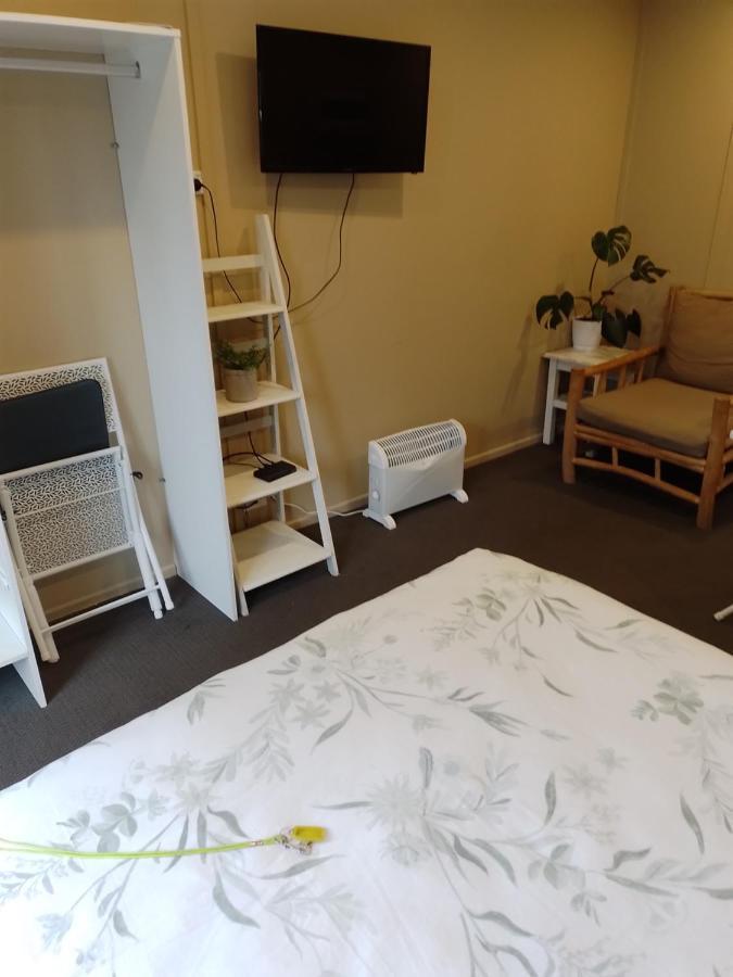 Best Budget Bed And Ensuite - Private Access Close To Beach Waihi Buitenkant foto