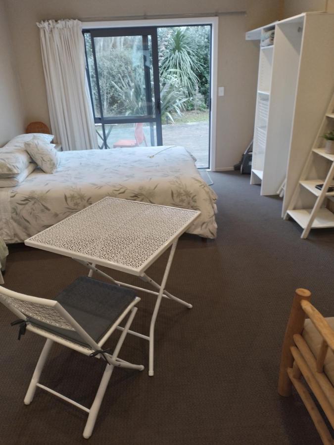 Best Budget Bed And Ensuite - Private Access Close To Beach Waihi Buitenkant foto